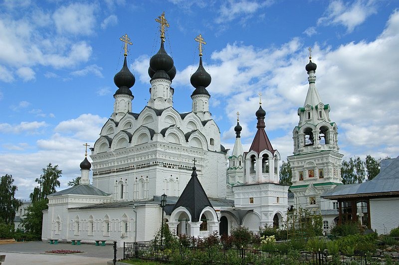http://mir-piligrimov.center/uploadedFiles/photoalbums/images/big/murom.-svyato-troickiy-zhenskiy-monastyr.jpeg